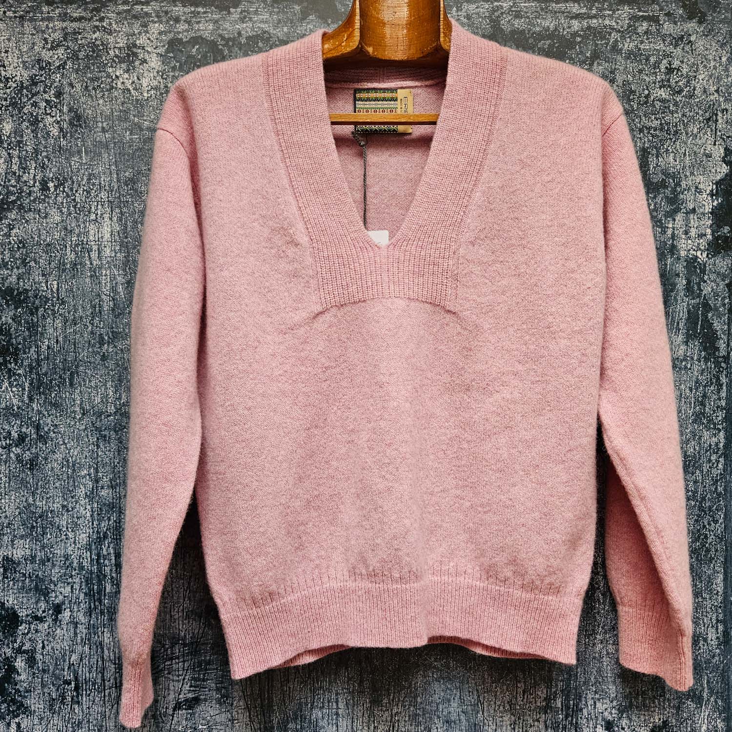 Eribe Corry Deep V-Neck Sweater - Pink Haze