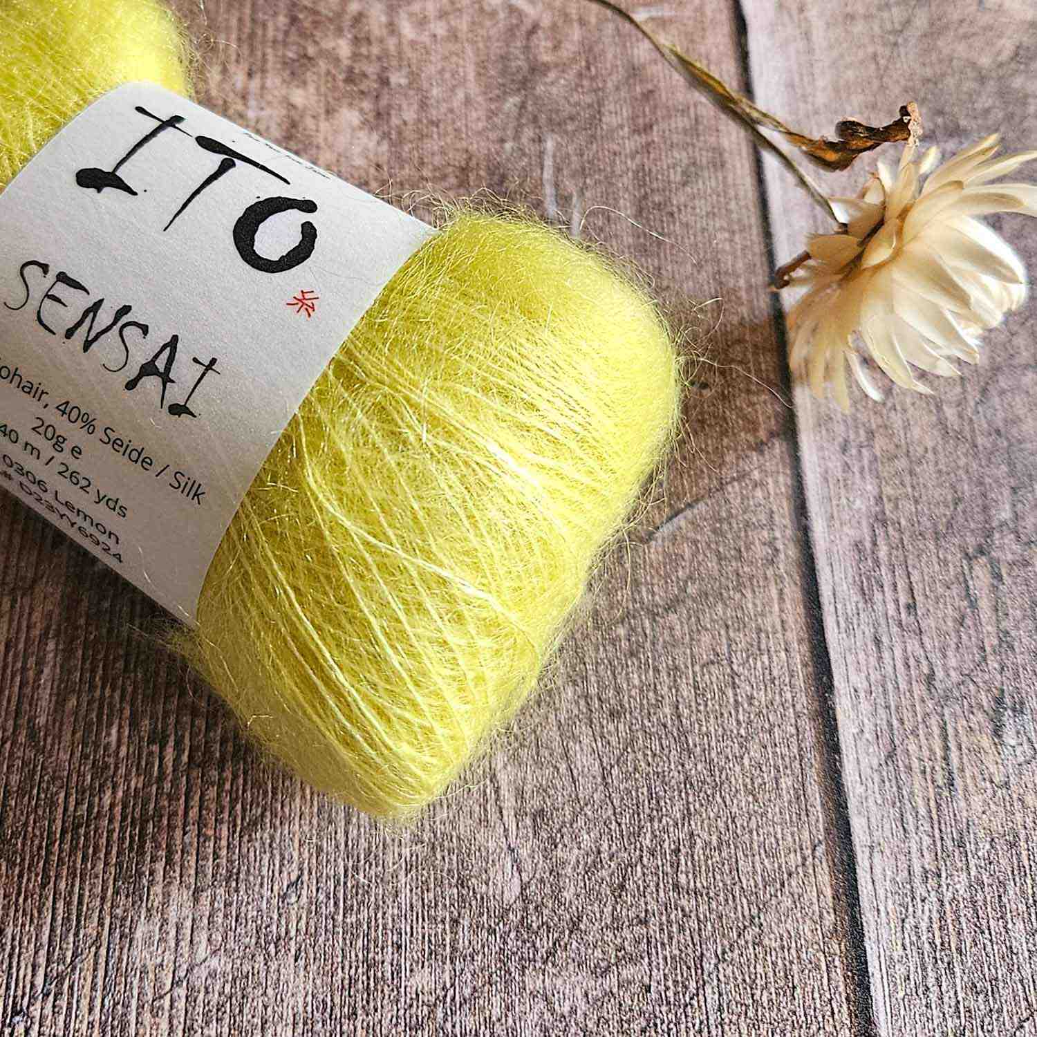 ITO Sensai  Yarn - 306 Lemon